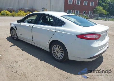 2013 Ford Fusion Hybrid Se z USA, uszkodzony, nr VIN 3FA6P0LU3DR328786